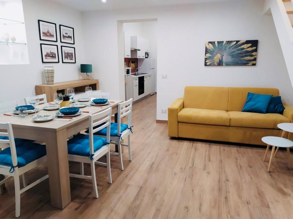 La Maison Rue De Branca Catania Bagian luar foto
